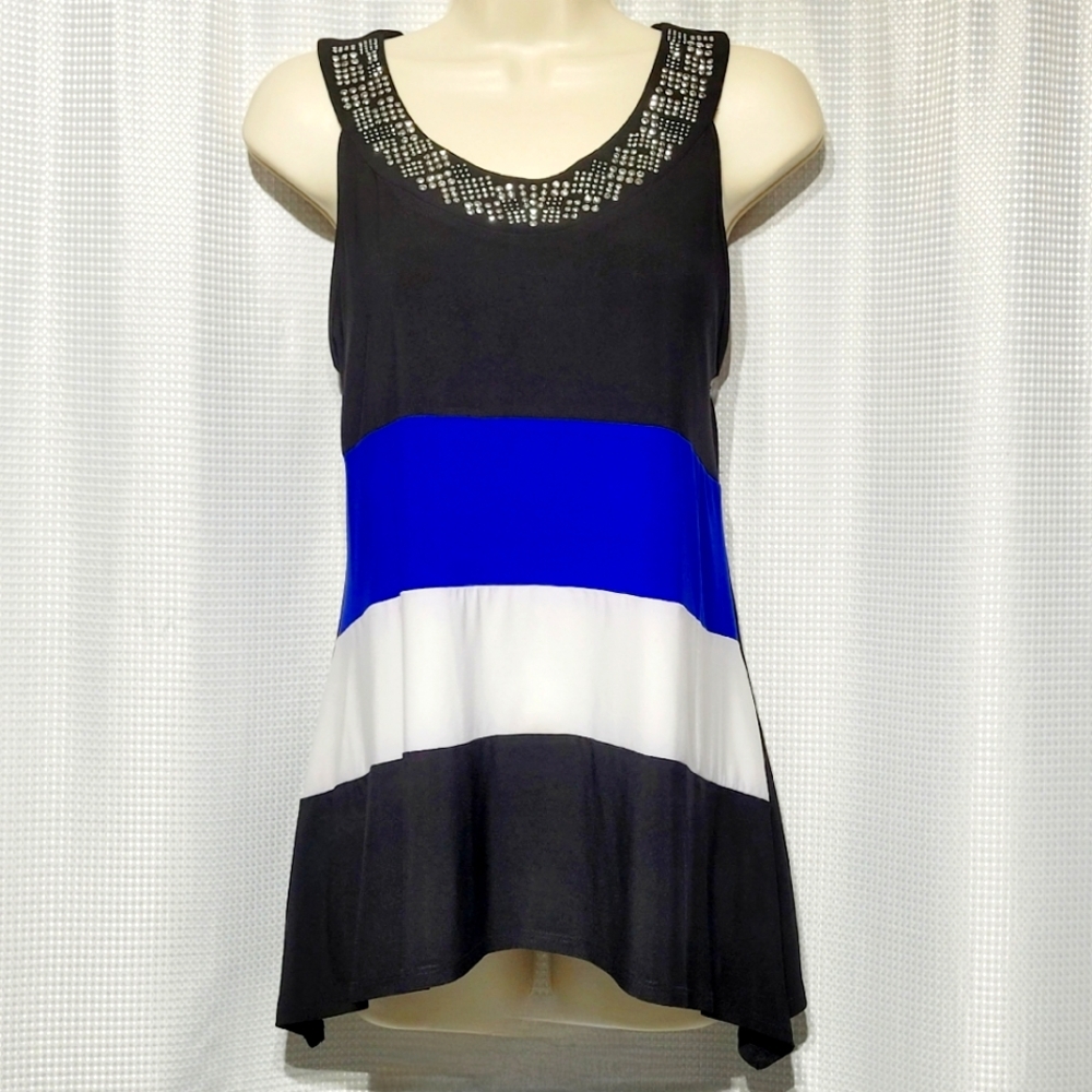 Dressbarn Black Silver Beaded SharkBite Top (XLP)